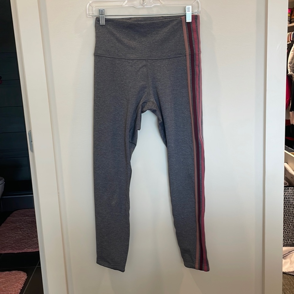 lululemon take a hint 7/8 tight 25" ombré striped high rise legging